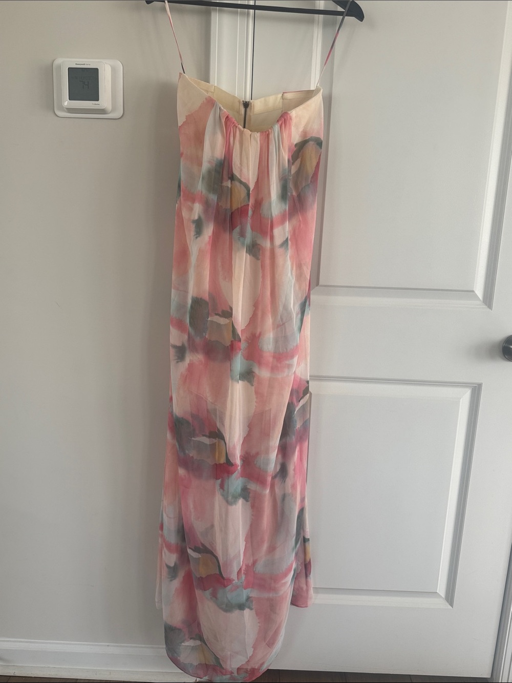 Alice + Olivia Pink and Cream Watercolor Maxi Dress - Picture 2 of 7
